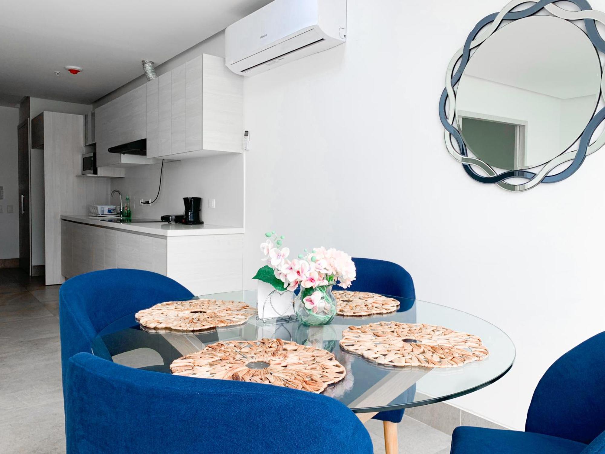 Airbnb Guayaquil, Mall Del Sol, Piso Alto Apartamento