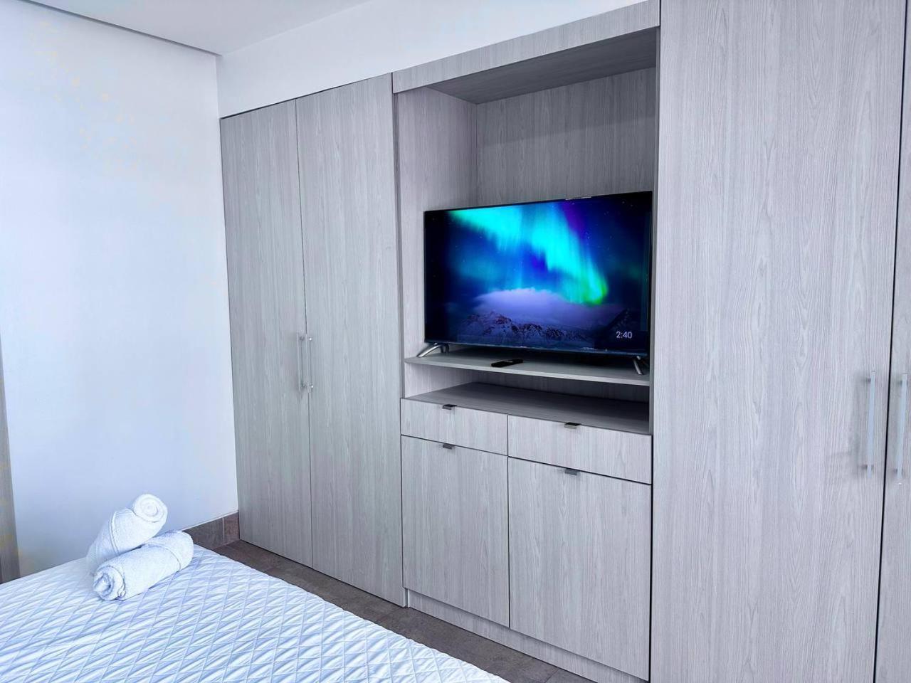 Airbnb Guayaquil, Mall Del Sol, Piso Alto *