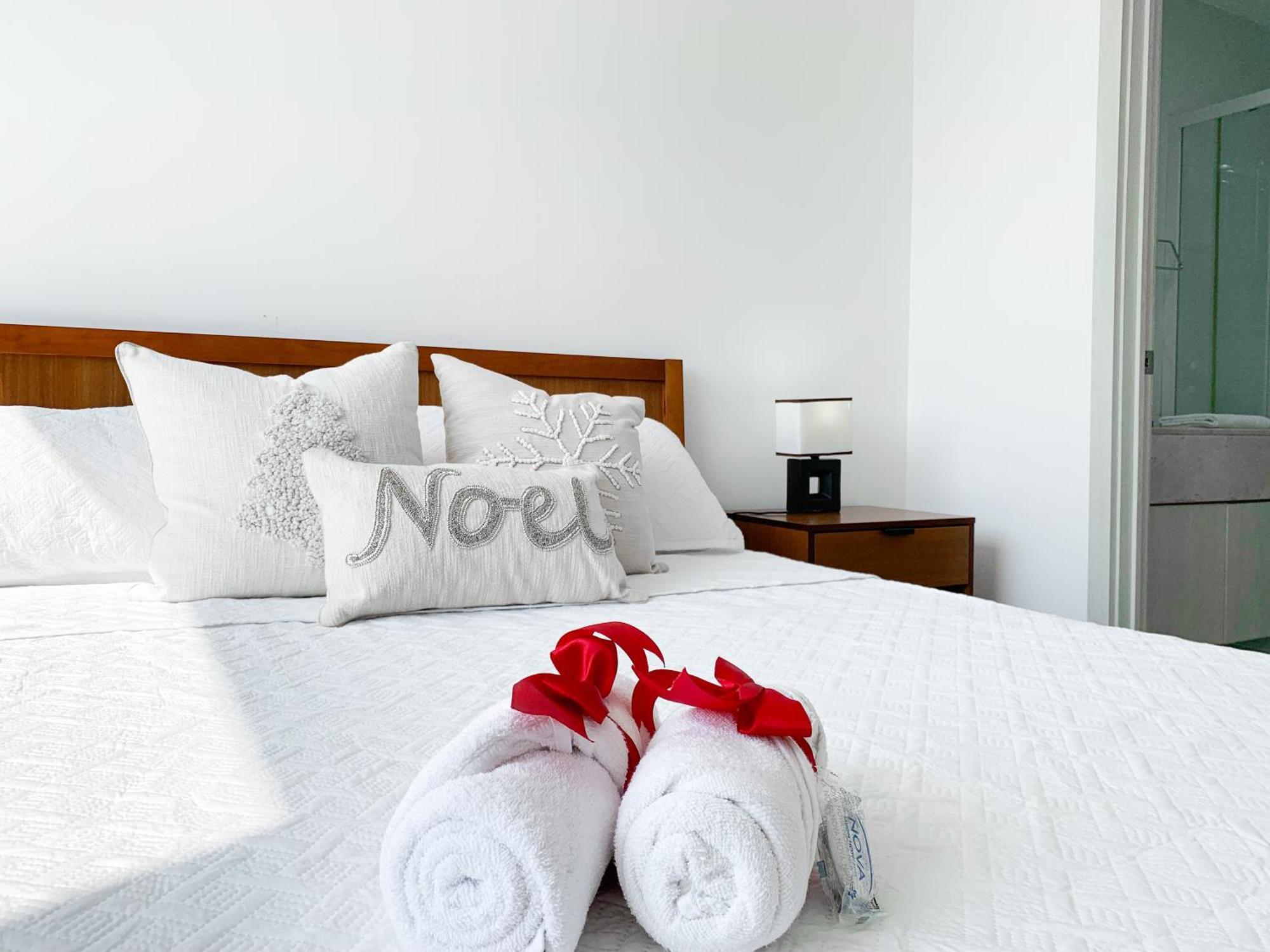 Airbnb Guayaquil, Mall Del Sol, Piso Alto Apartment *
