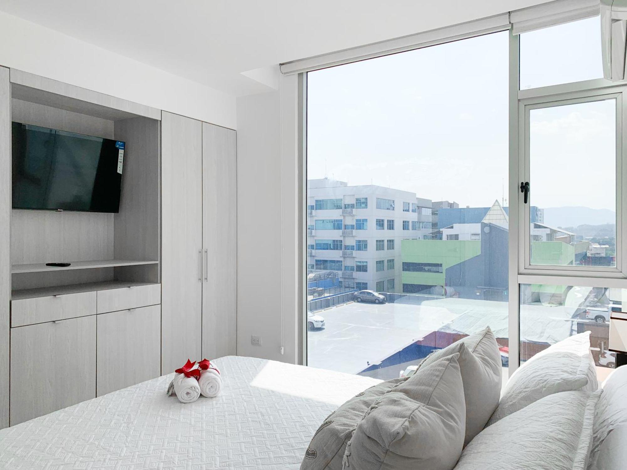 Airbnb Guayaquil, Mall Del Sol, Piso Alto * Guayaquil