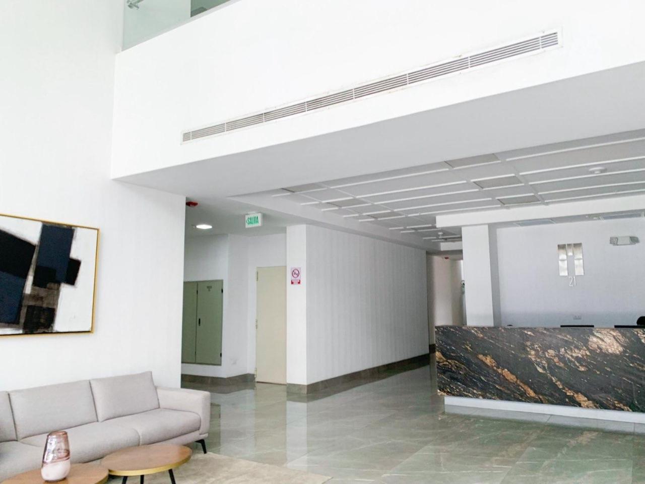 Airbnb Guayaquil, Mall Del Sol, Piso Alto *