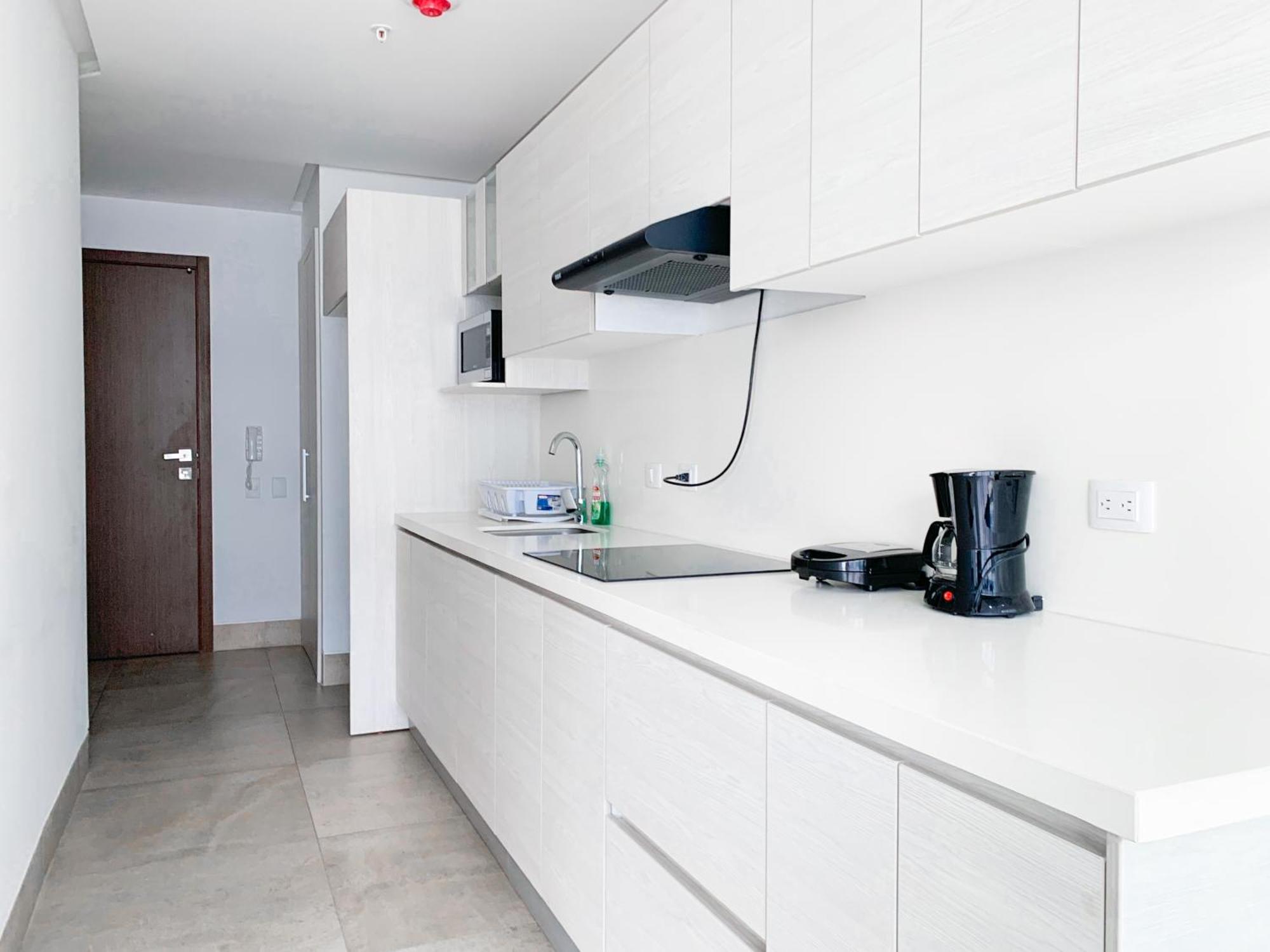 Airbnb Guayaquil, Mall Del Sol, Piso Alto Apartment *